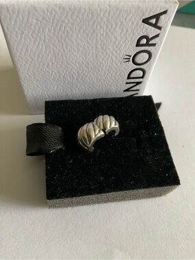 Pandora Sterling Silver Ribbed Hoop Charm in Silver
